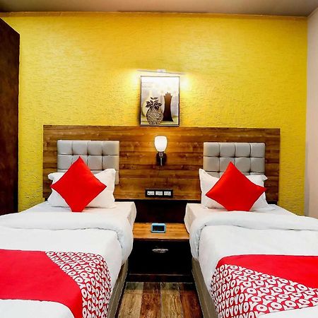Super Hotel O Padma Manor Brahmapur Esterno foto
