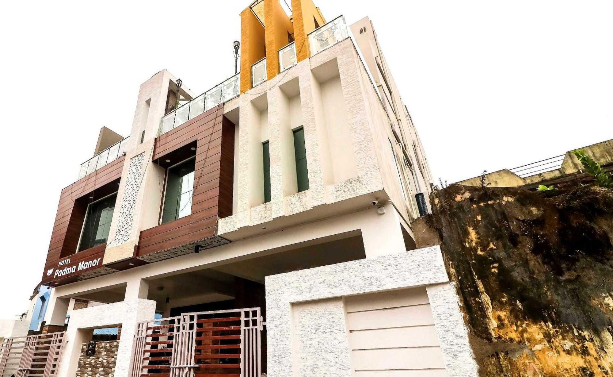 Super Hotel O Padma Manor Brahmapur Esterno foto