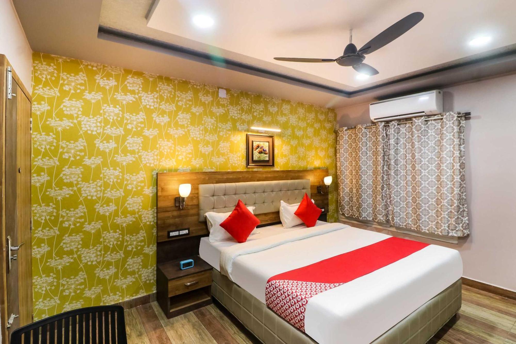 Super Hotel O Padma Manor Brahmapur Esterno foto