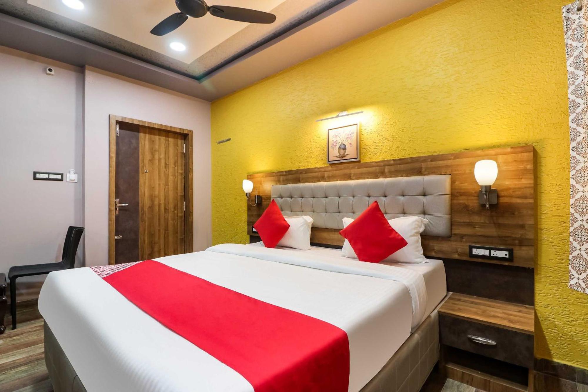 Super Hotel O Padma Manor Brahmapur Esterno foto