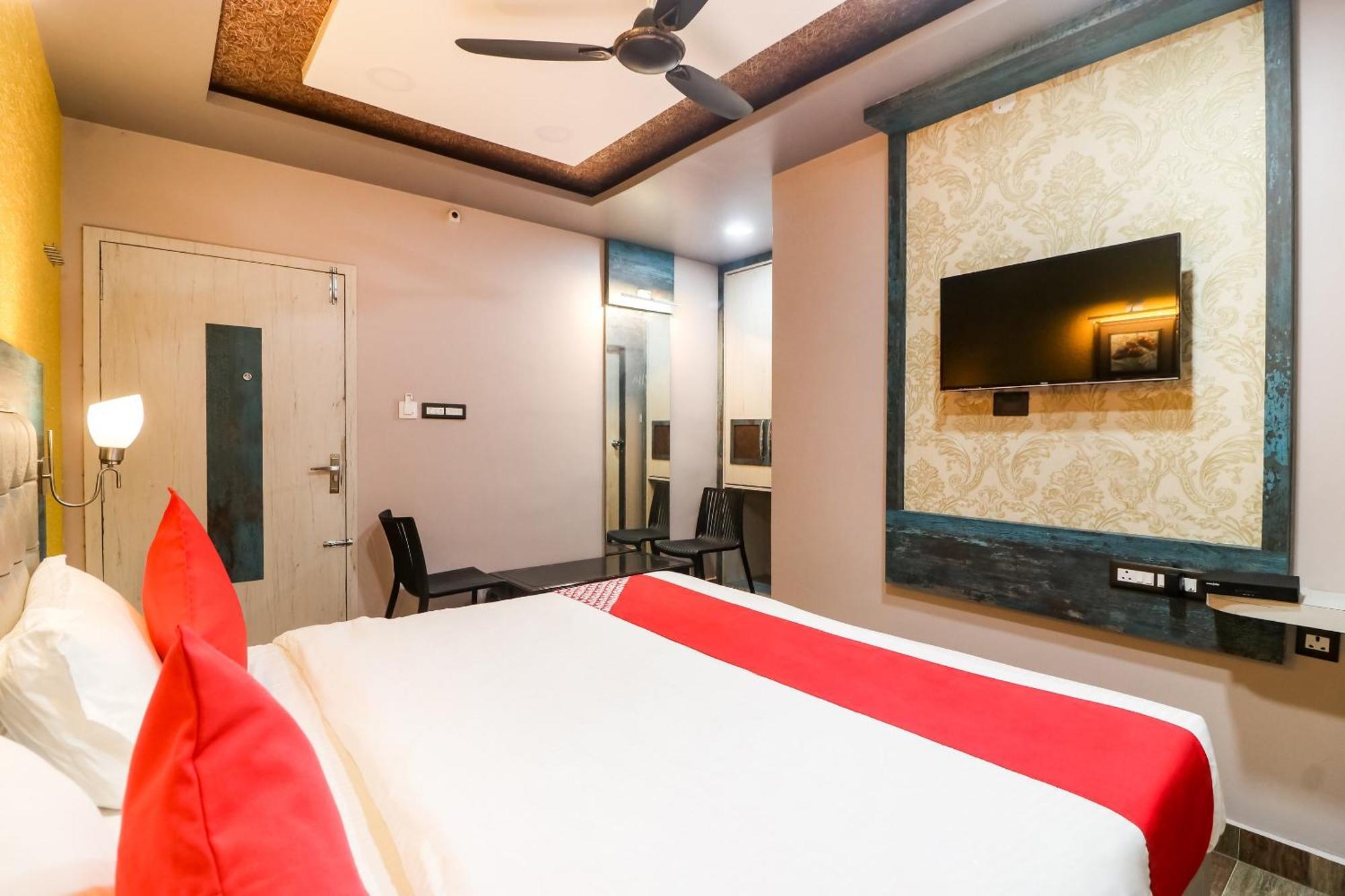 Super Hotel O Padma Manor Brahmapur Esterno foto