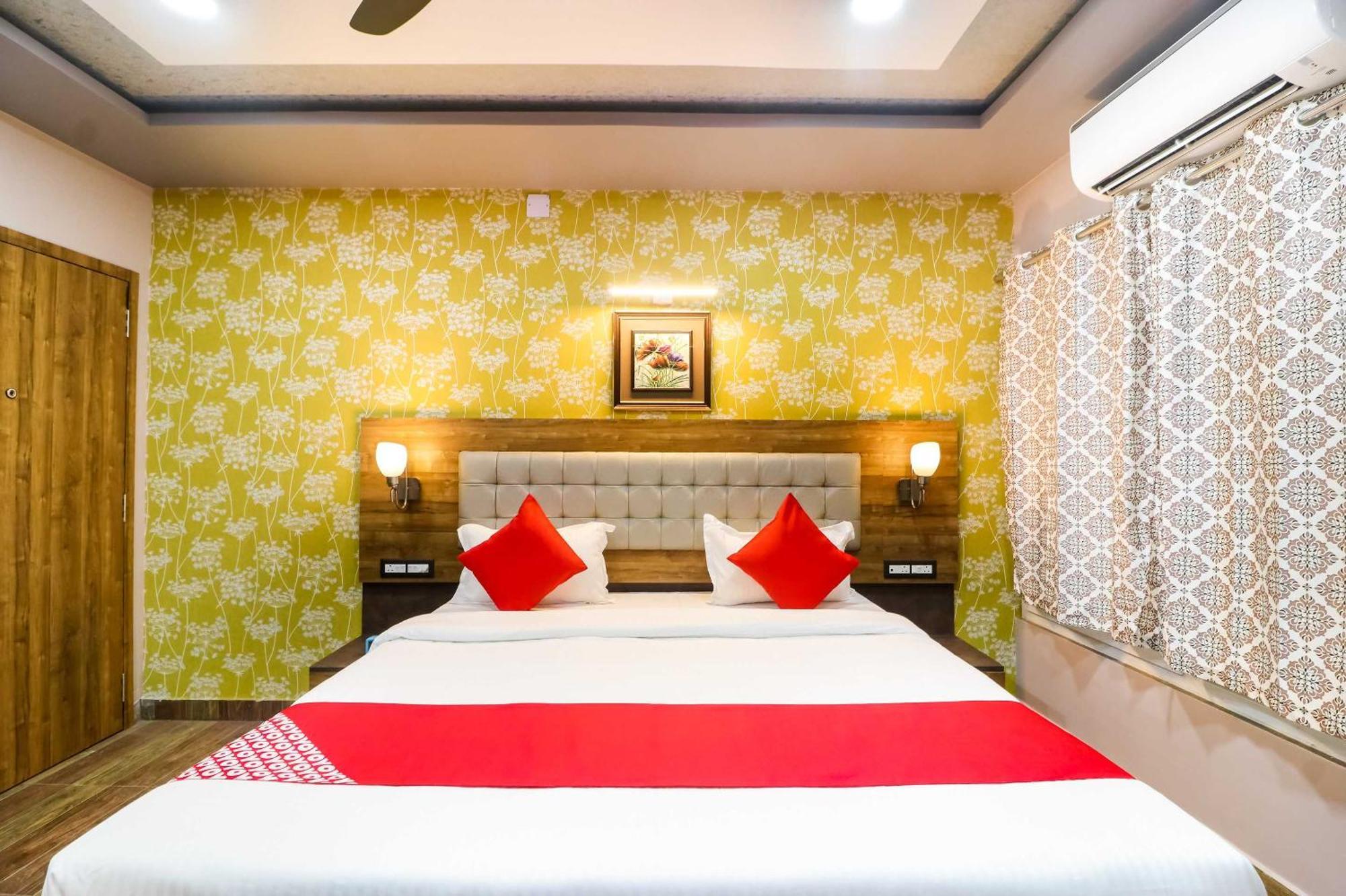 Super Hotel O Padma Manor Brahmapur Esterno foto